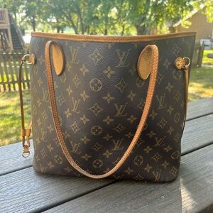 Louis Vuitton Neverfull MM